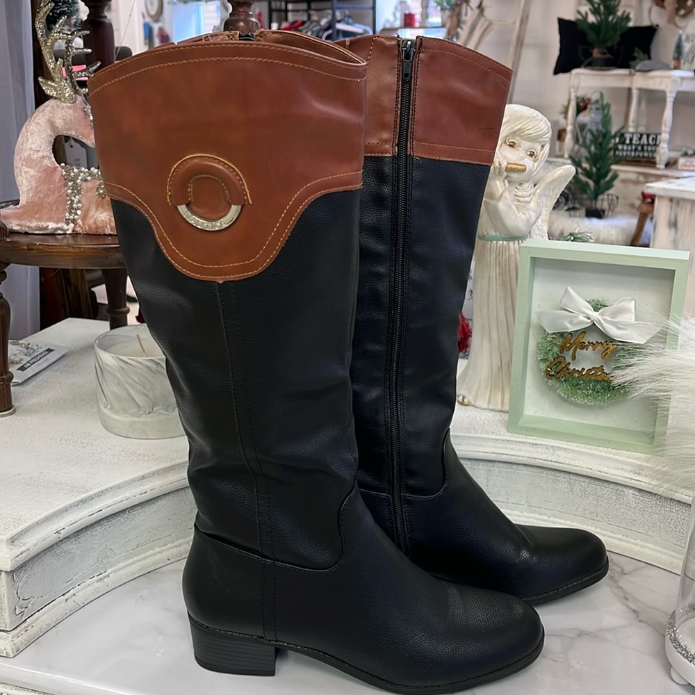 Adorable boots by Nautic